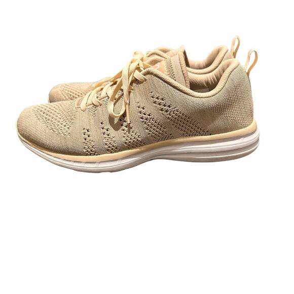 APL Athletic Propulsion Labs Techloom Pro Men in Champagne White, size 9.5 main image 6